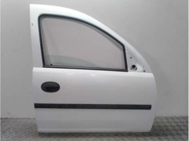 Recambio de puerta delantera derecha para opel combo (corsa c) cargo referencia OEM IAM  BLANCO 