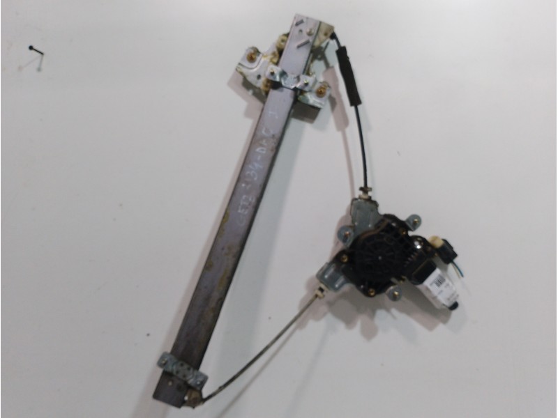 Recambio de elevalunas delantero izquierdo para hyundai getz (tb) 1.1 gl referencia OEM IAM 824031C010  