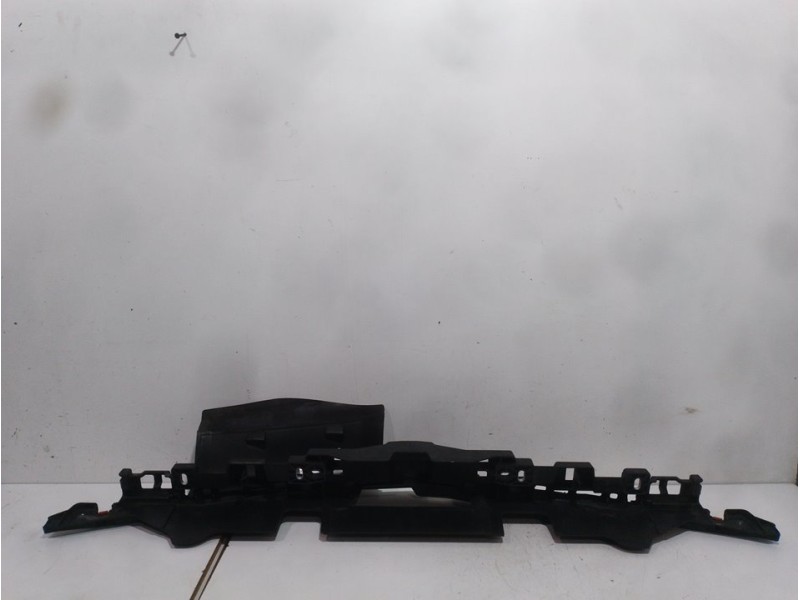 Recambio de travesaño superior para opel insignia berlina sportive referencia OEM IAM 55561769  