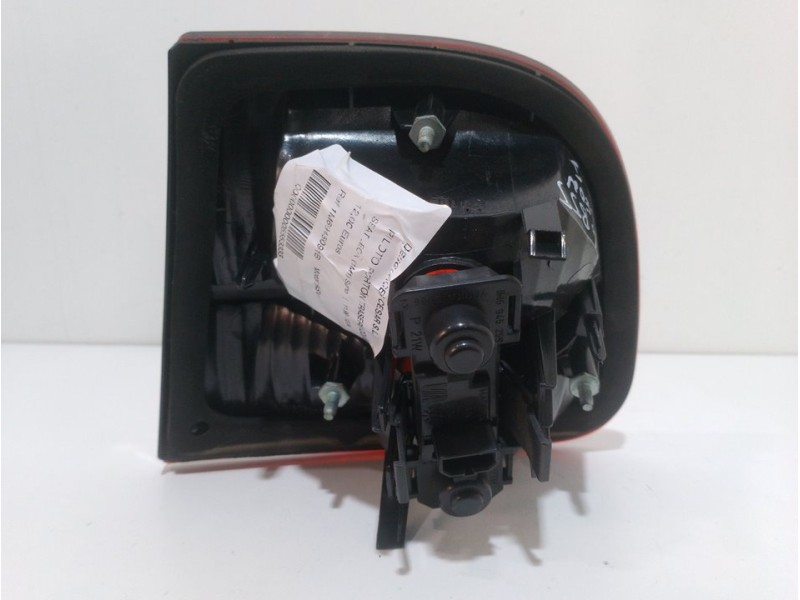 Recambio de piloto porton trasero izquierdo para seat leon (1m1) signo referencia OEM IAM 1M6945091B  