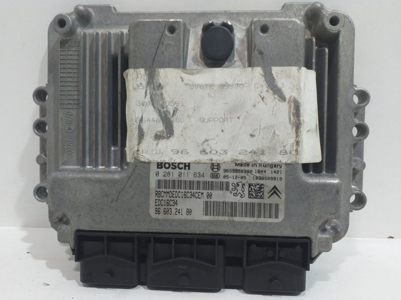 Recambio de centralita motor uce para peugeot 307 berlina (s2) xs referencia OEM IAM 9660324180 0281011634 9653958980