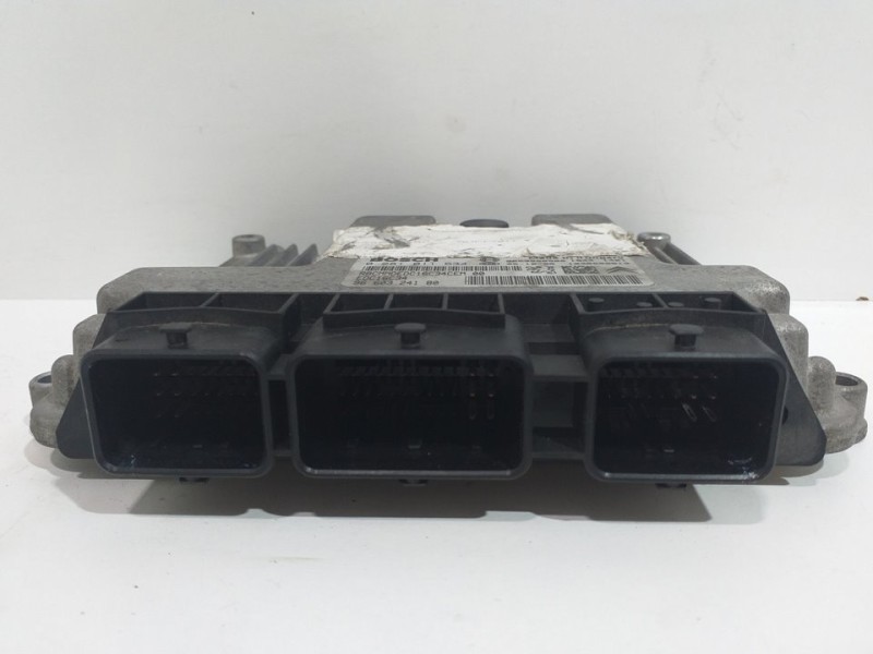 Recambio de centralita motor uce para peugeot 307 berlina (s2) xs referencia OEM IAM 9660324180 0281011634 9653958980