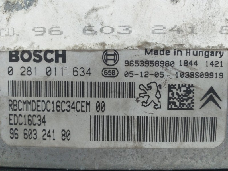 Recambio de centralita motor uce para peugeot 307 berlina (s2) xs referencia OEM IAM 9660324180 0281011634 9653958980