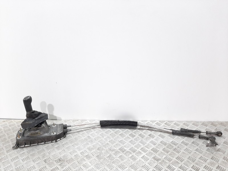 Recambio de palanca cambio para volkswagen polo (9n1) highline referencia OEM IAM    Recambio de palanca cambio para volkswagen polo (9n1) highline referencia OEM IAM