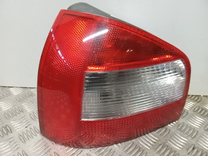 Recambio de piloto trasero izquierdo para audi a3 (8l) 1.6 ambiente referencia OEM IAM 8L0945095B  