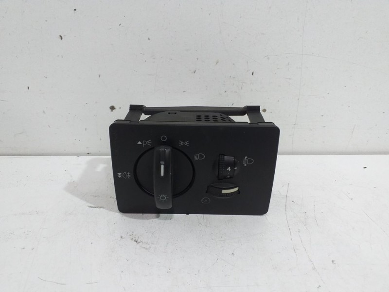Recambio de mando luces para ford focus berlina (cap) ghia referencia OEM IAM   