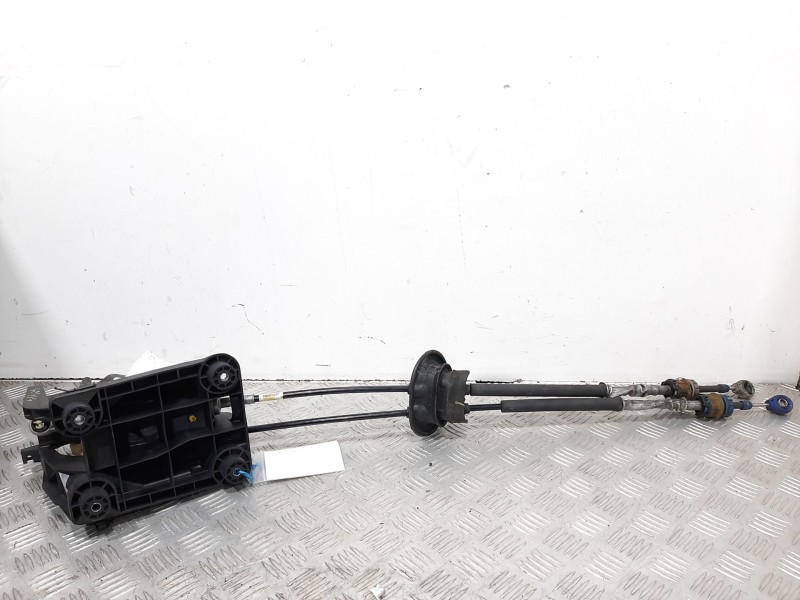 Recambio de palanca cambio para volkswagen passat berlina (3b2) básico referencia OEM IAM 8D0711055M  