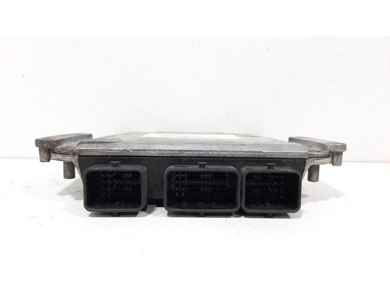 Recambio de centralita motor uce para peugeot 206 berlina xt referencia OEM IAM 0281010594 9642013980 
