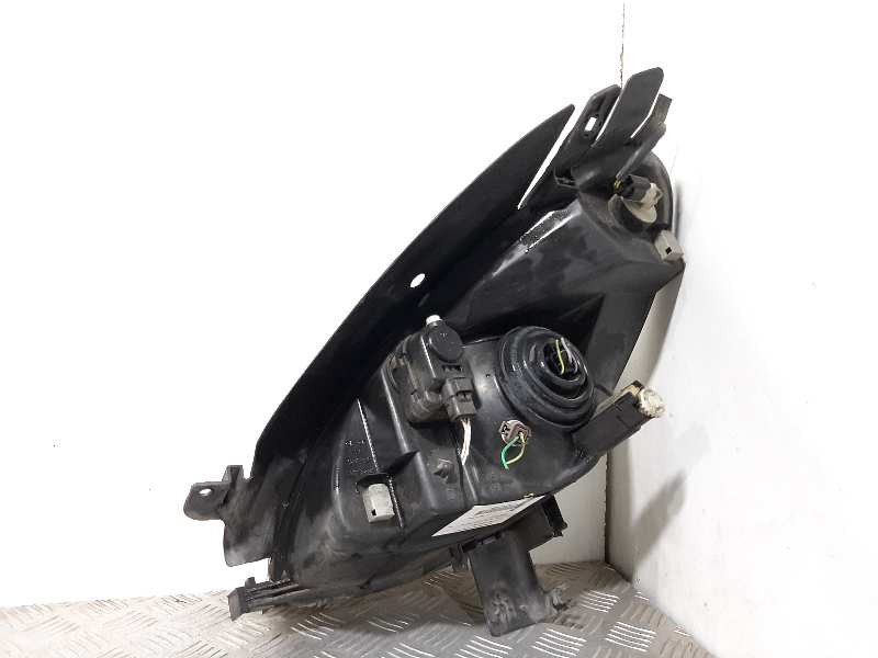 Recambio de faro derecho para citroën xsara picasso 2.0 hdi referencia OEM IAM   