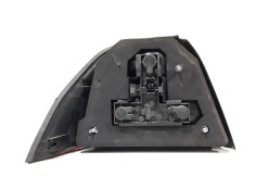 Recambio de piloto trasero derecho para saab 9-5 sedán 2.0 t e ecopower referencia OEM IAM 4677027   2