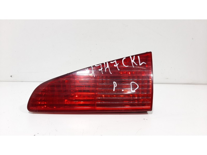 Recambio de piloto porton trasero derecho para peugeot 607 (s1) pack referencia OEM IAM   