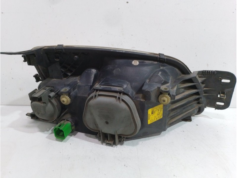 Recambio de faro izquierdo para ford fiesta (cbk) ghia referencia OEM IAM 0301173301  