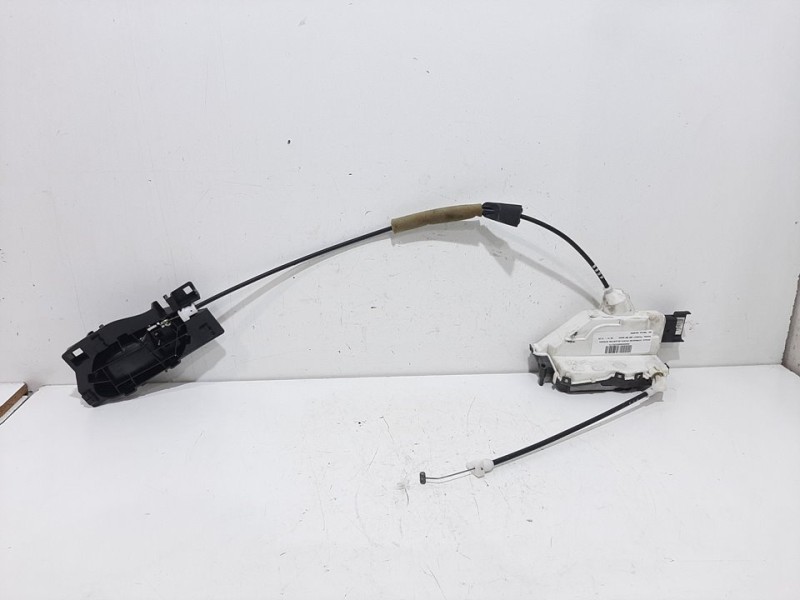 Recambio de cerradura puerta delantera derecha para peugeot 308 sw active referencia OEM IAM A048069  