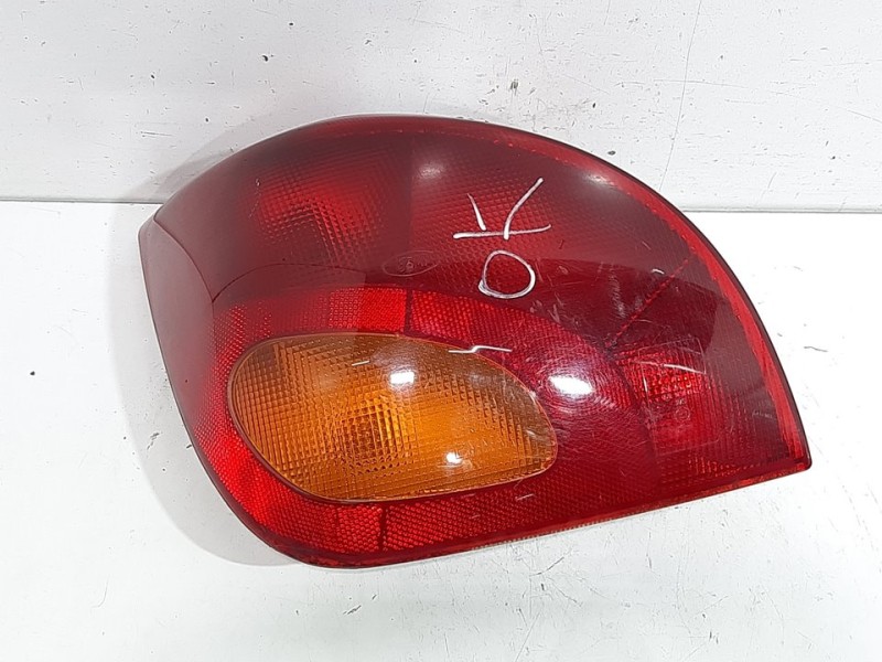 Recambio de piloto trasero izquierdo para ford fiesta (cbk) ghia referencia OEM IAM   