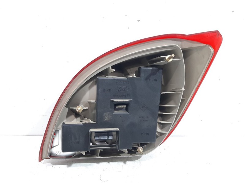 Recambio de piloto trasero izquierdo para ford fiesta (cbk) ghia referencia OEM IAM   