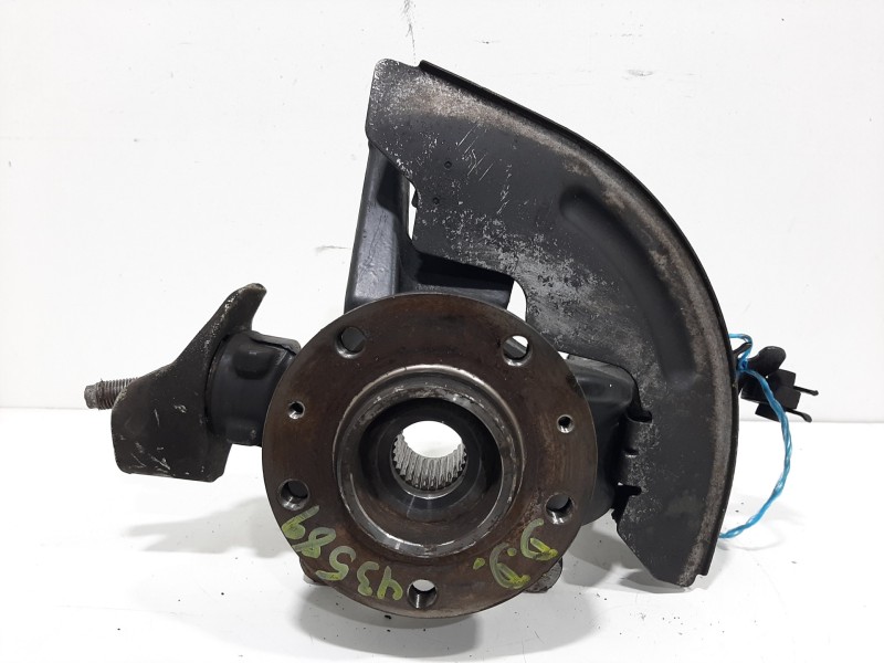 Recambio de mangueta delantera derecha para peugeot 607 (s1) pack referencia OEM IAM 364770  