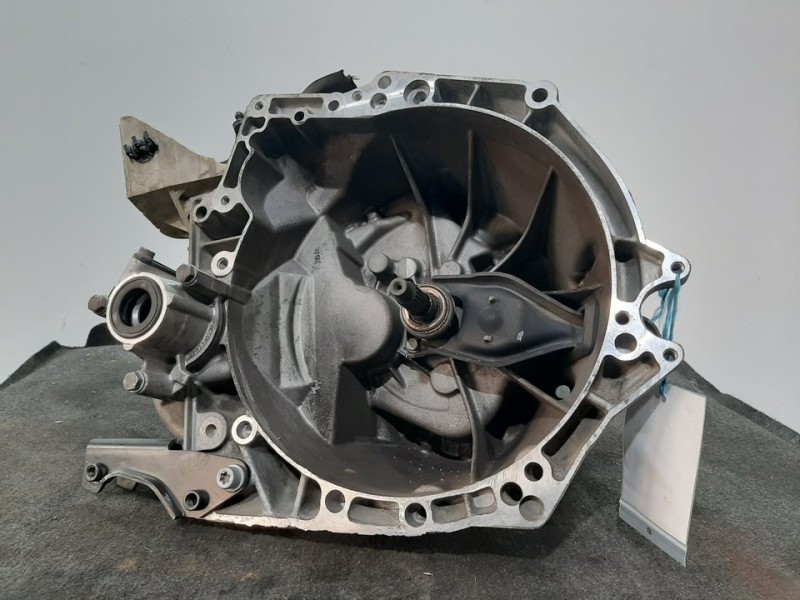 Recambio de caja cambios para citroën c3 1.4 hdi 16v sx referencia OEM IAM 20DM25  