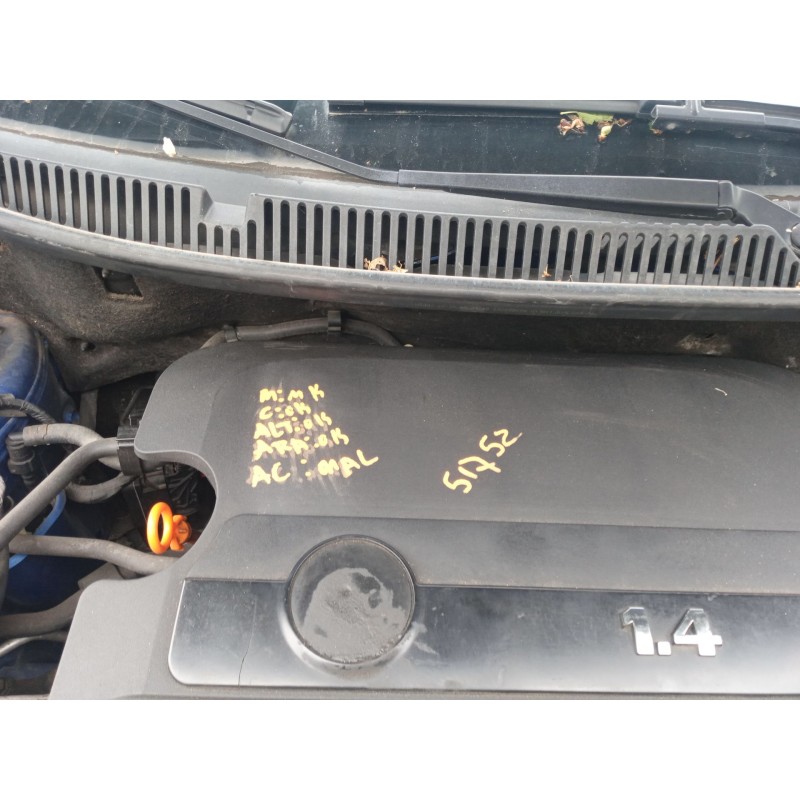 VOLKSWAGEN POLO IV SEDÁN (9A4, 9A2, 9N2, 9A6) - imagen 5