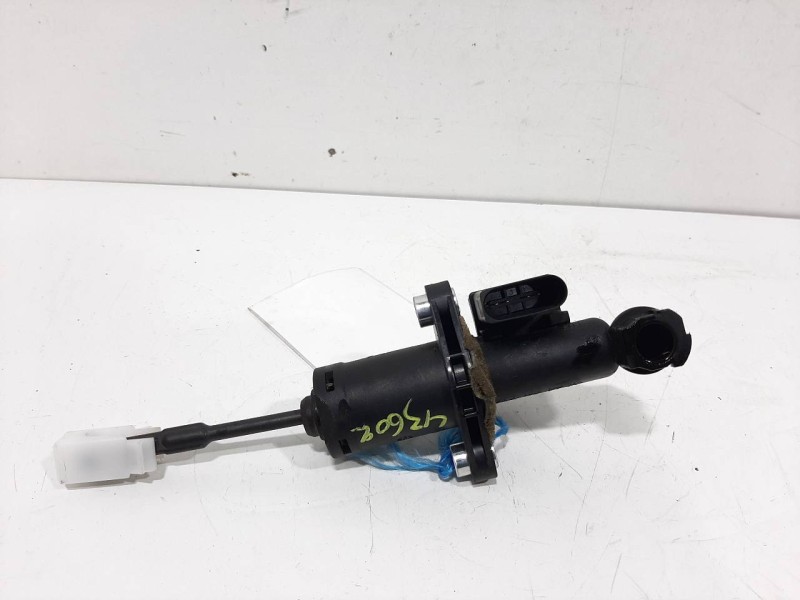 Recambio de bombin embrague para seat ibiza (6j5) ecomotive referencia OEM IAM 1K0927810E 4 PINES 