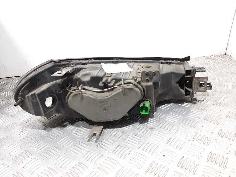 Recambio de faro izquierdo para ford mondeo berlina (gd) ambiente referencia OEM IAM   
