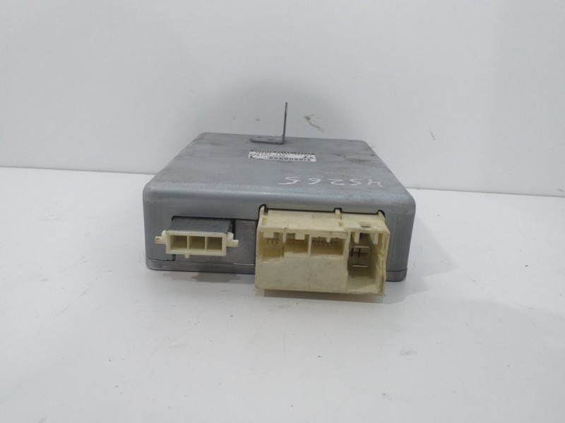 Recambio de modulo electronico para toyota prius (nhw30) advance referencia OEM IAM 8965047532  