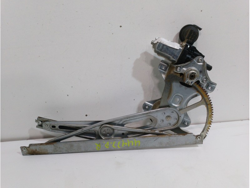 Recambio de elevalunas delantero derecho para toyota yaris (ksp9/scp9/nlp9) básico referencia OEM IAM 857100D100 AV2621002330 97