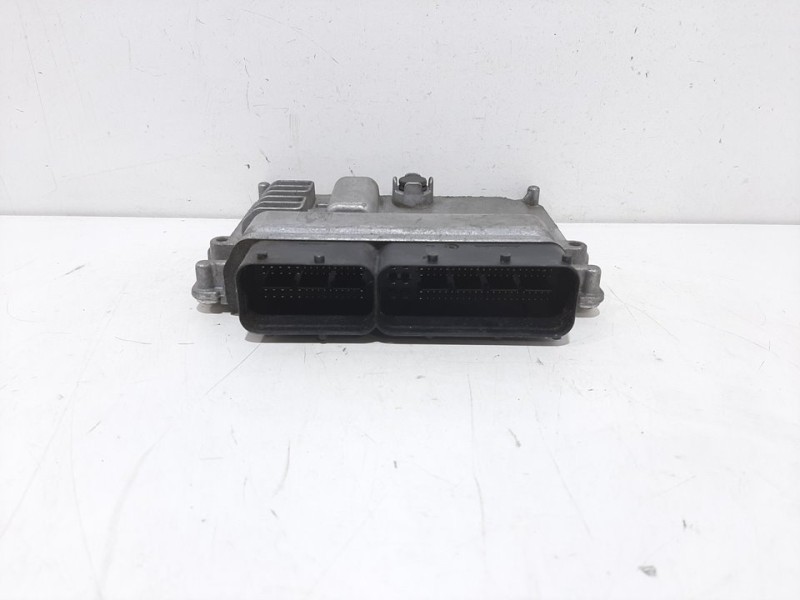 Recambio de centralita motor uce para volkswagen polo (6r1) advance referencia OEM IAM 03P906021AJ 28356771 