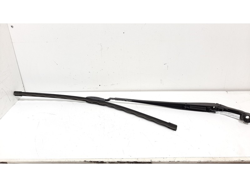 Recambio de brazo limpia delantero izquierdo para toyota prius (nhw30) advance referencia OEM IAM   