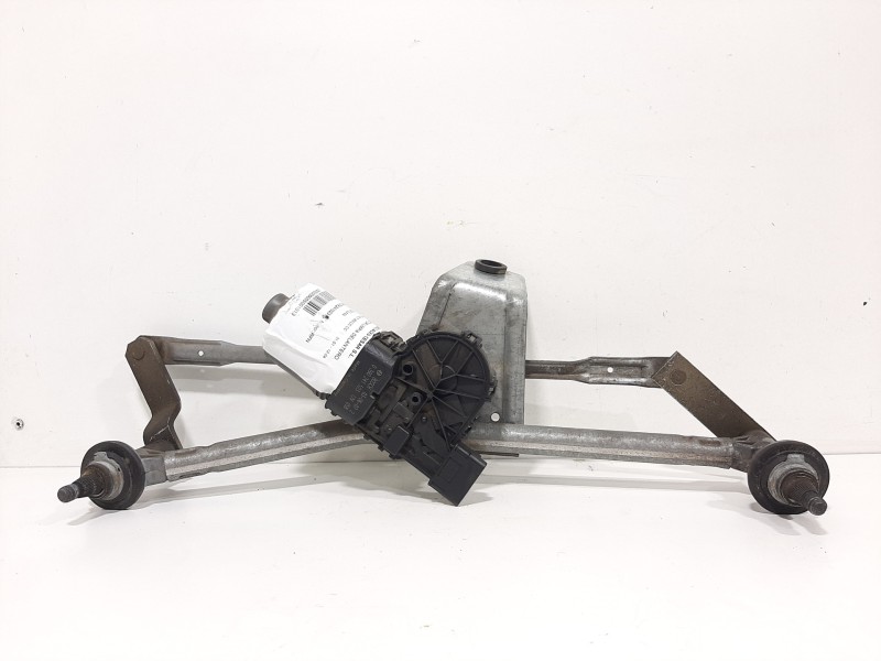 Recambio de motor limpia delantero para peugeot 206 cc cc referencia OEM IAM 0390241523  