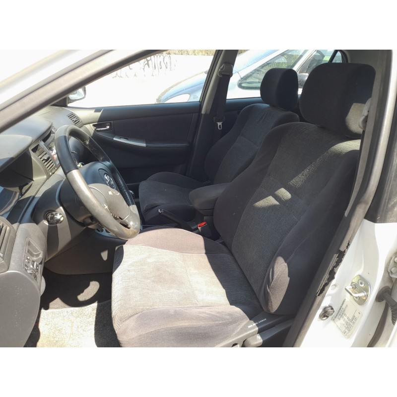 TOYOTA COROLLA (_E12_) - imagen 3