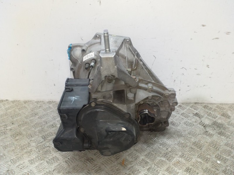 Recambio de caja cambios para ford focus berlina (cak) ambiente referencia OEM IAM XS4R7002FB 98WT7F097AB  Recambio de caja cambios para ford focus berlina (cak) ambiente referencia OEM IAM XS4R7002FB 98WT7F097AB