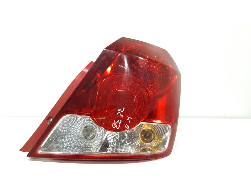 Recambio de piloto trasero derecho para chevrolet kalos 1.4 sx sport referencia OEM IAM   