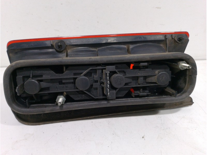 Recambio de piloto trasero izquierdo para opel combo (corsa c) familiar referencia OEM IAM 09199760  