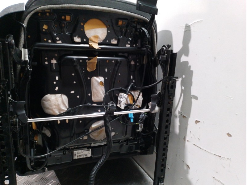 Recambio de asiento delantero derecho para audi a4 ber. (b8) básico referencia OEM IAM   