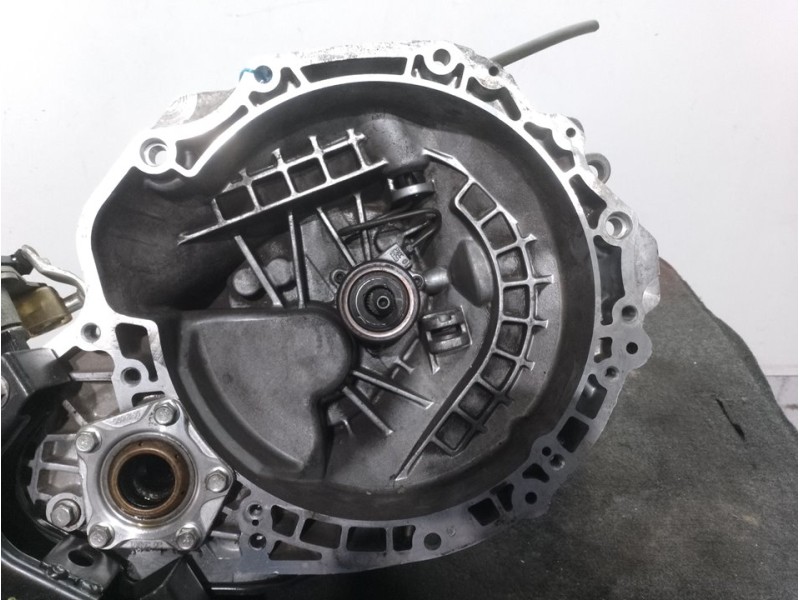 Recambio de caja cambios para chevrolet lacetti se referencia OEM IAM C90409J20011  