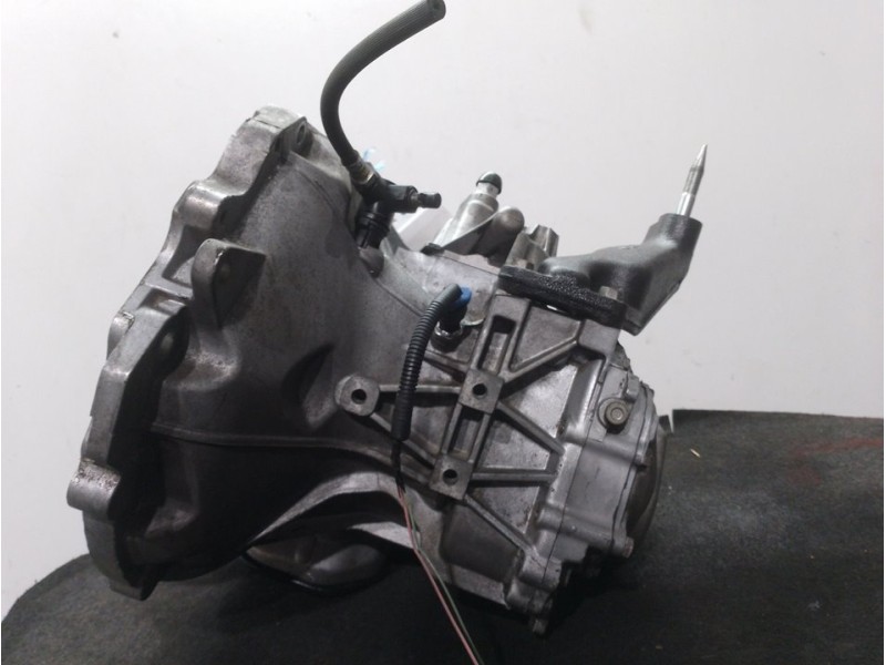 Recambio de caja cambios para chevrolet lacetti se referencia OEM IAM C90409J20011  