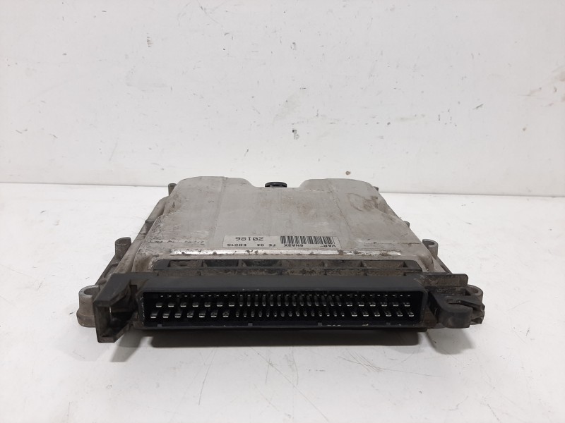 Recambio de centralita motor uce para citroën xsara picasso 2.0 hdi referencia OEM IAM 0281010137  