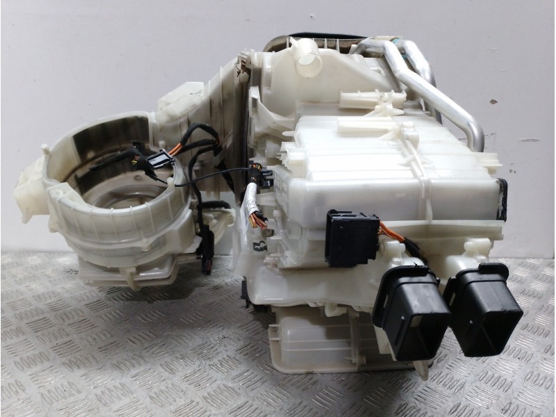Recambio de calefaccion entera normal para fiat punto (evo) (199) dynamic referencia OEM IAM 5D3120200 167721201 