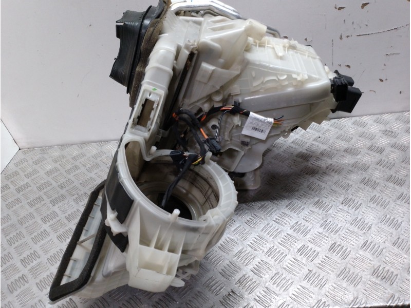 Recambio de calefaccion entera normal para fiat punto (evo) (199) dynamic referencia OEM IAM 5D3120200 167721201 