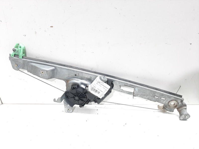 Recambio de elevalunas delantero derecho para renault scenic ii emotion referencia OEM IAM 8200646840 CONFORT 