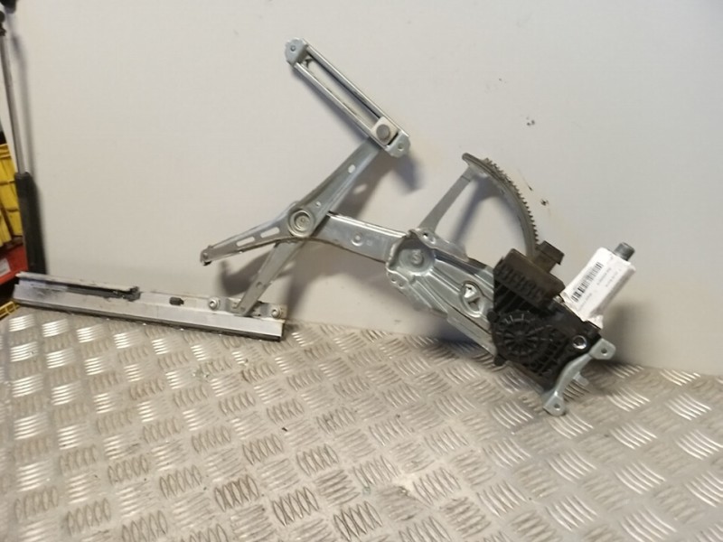 Recambio de elevalunas delantero derecho para opel astra g berlina comfort referencia OEM IAM 90543918  