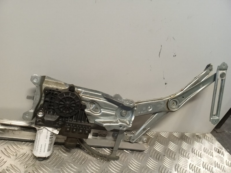 Recambio de elevalunas delantero derecho para opel astra g berlina comfort referencia OEM IAM 90543918  