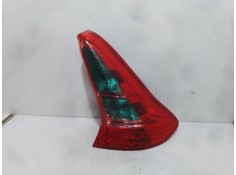 Recambio de piloto trasero derecho para citroën c4 berlina exclusive plus referencia OEM IAM 9646801677  