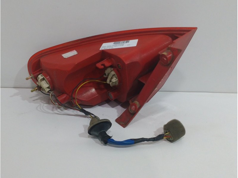 Recambio de piloto trasero izquierdo para chevrolet lacetti cdx referencia OEM IAM 201192L  