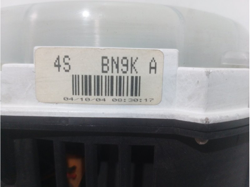 Recambio de cuadro instrumentos para mazda 3 berlina (bk) 1.6 crdt active referencia OEM IAM    Recambio de cuadro instrumentos para mazda 3 berlina (bk) 1.6 crdt active referencia OEM IAM