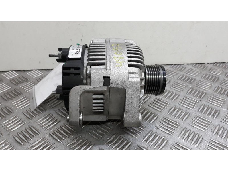 Recambio de alternador para renault laguna (b56) 1.9 dti rt referencia OEM IAM 7700424594  120 AMP
