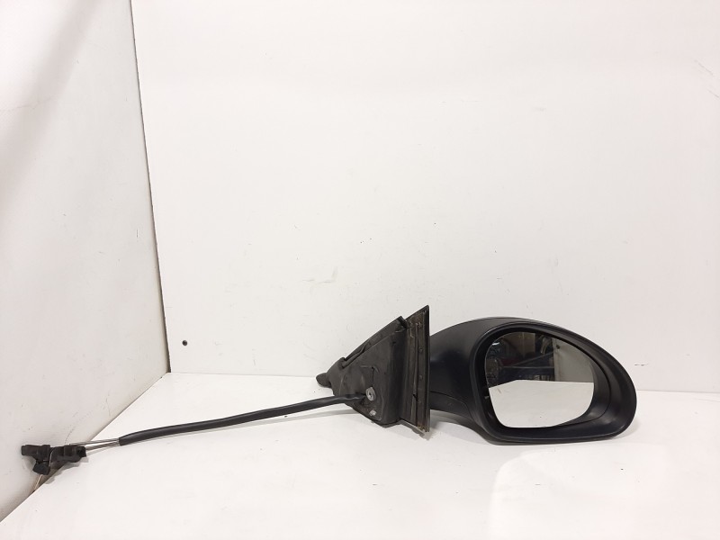 Recambio de retrovisor derecho para seat ibiza (6l1) sport referencia OEM IAM  MANUAL NEGRO