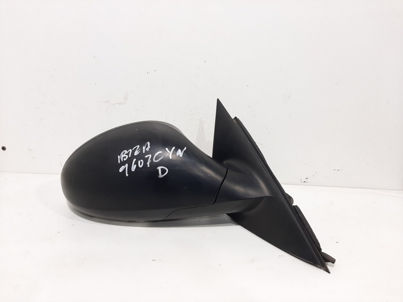 Recambio de retrovisor derecho para seat ibiza (6l1) sport referencia OEM IAM  MANUAL NEGRO