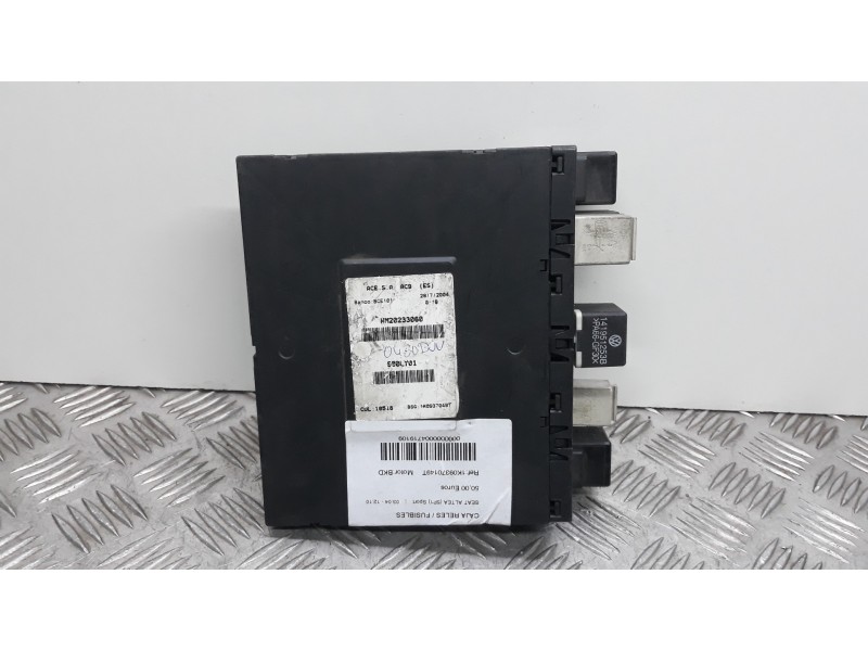 Recambio de caja reles / fusibles para seat altea (5p1) sport referencia OEM IAM 1K09370149T  