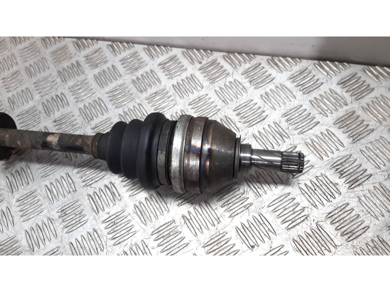 Recambio de transmision delantera derecha para opel zafira a elegance referencia OEM IAM 09117414  